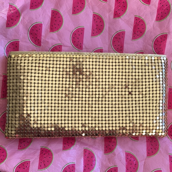 Purse - Picture 1 of 2